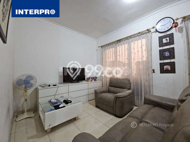 Properti Nyaman 3 KT Luas Tanah 144m² di Puri Media, Jakarta Barat Properti Nyaman 3 KT Luas Tanah 144m² di Puri Media, Jakarta Barat