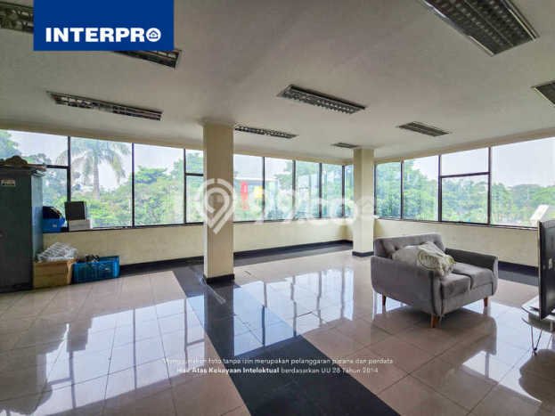 Disewakan Ruko di Kawasan Ramai Kedoya Luas 485m2 Disewakan Ruko di Kawasan Ramai Kedoya Luas 485m2