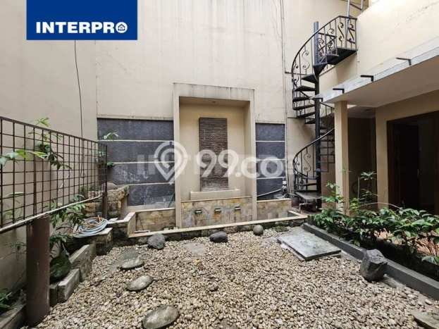 PRIME LOCATION! Rumah di Permata Buana, 4 KT, Lingkungan Strategis, Luas 250m² Bangunan 350m² PRIME LOCATION! Rumah di Permata Buana, 4 KT, Lingkungan Strategis, Luas 250m² Bangunan 350m²
