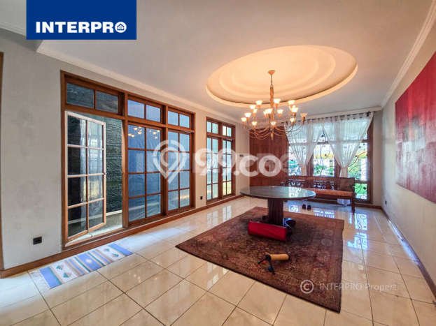Rumah Area Nyaman kawasan Sunrise Garden, Jakarta Barat, Luas 394m² LB 490m² Rumah Area Nyaman kawasan Sunrise Garden, Jakarta Barat, Luas 394m² LB 490m²