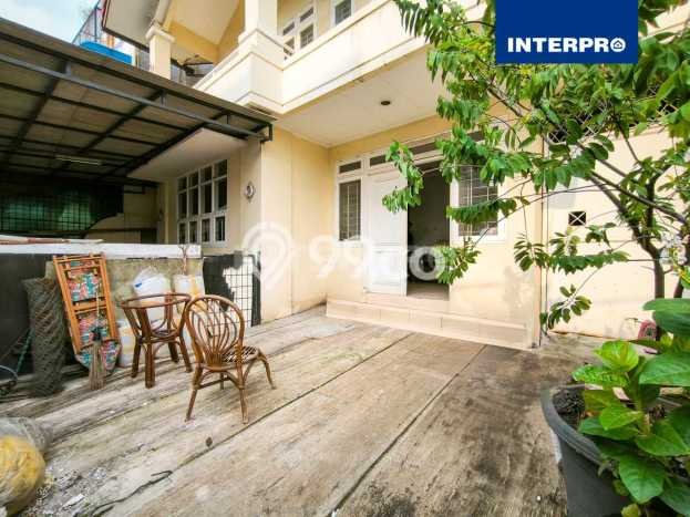 Rumah Strategis di Jelambar, Jakarta Barat, Luas 214m² LB 300m² - HARGA NEGO! Rumah Strategis di Jelambar, Jakarta Barat, Luas 214m² LB 300m² - HARGA NEGO!