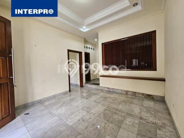 PRIME LOCATION! Rumah di Permata Buana, 4 KT, Lingkungan Strategis, Luas 250m² Bangunan 350m² PRIME LOCATION! Rumah di Permata Buana, 4 KT, Lingkungan Strategis, Luas 250m² Bangunan 350m²