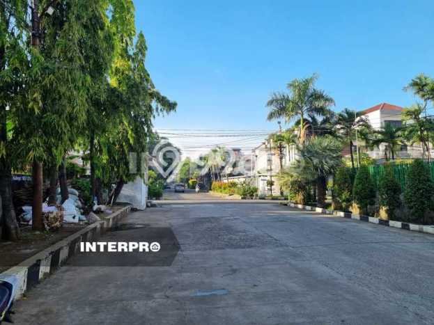 Dijual Tanah di Jakarta Barat, Luas 658m2 SHM Dijual Tanah di Jakarta Barat, Luas 658m2 SHM