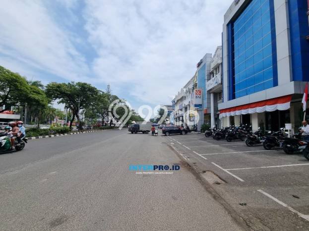 Ruko Dijual di Kelapa Gading Jakarta Utara dengan LB 150m2 Ruko Dijual di Kelapa Gading Jakarta Utara dengan LB 150m2