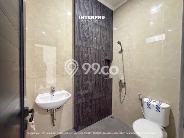 Rumah Luxury Modern Siap Huni di Puri Indah Jakarta Barat Rumah Luxury Modern Siap Huni di Puri Indah Jakarta Barat