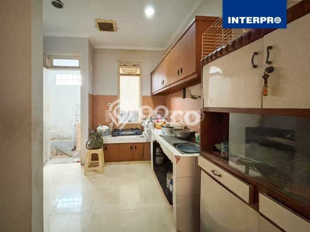 Rumah Strategis di Jelambar, Jakarta Barat, Luas 214m² LB 300m² - HARGA NEGO! Rumah Strategis di Jelambar, Jakarta Barat, Luas 214m² LB 300m² - HARGA NEGO!