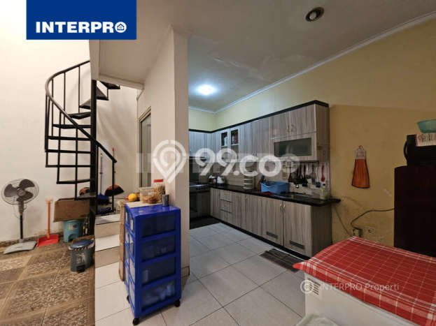 Properti Nyaman 3 KT Luas Tanah 144m² di Puri Media, Jakarta Barat Properti Nyaman 3 KT Luas Tanah 144m² di Puri Media, Jakarta Barat