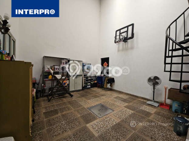 Properti Nyaman 3 KT Luas Tanah 144m² di Puri Media, Jakarta Barat Properti Nyaman 3 KT Luas Tanah 144m² di Puri Media, Jakarta Barat