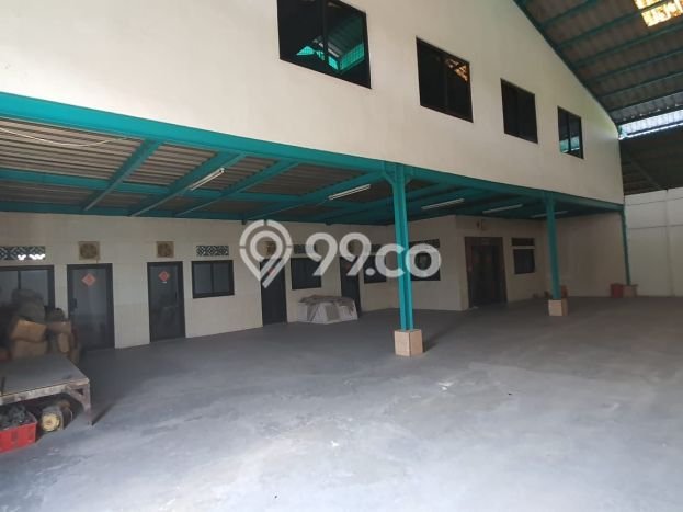 Area Ramai! Gudang Dijual di Tangerang untuk Bisnis Luas Bangunan 1100m2 Area Ramai! Gudang Dijual di Tangerang untuk Bisnis Luas Bangunan 1100m2