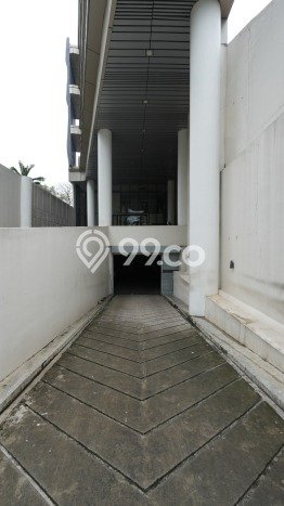 Kantor Dijual di Prime Area Jakarta Barat Luas 3m2 Kantor Dijual di Prime Area Jakarta Barat Luas 3m2