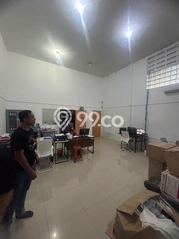 Gudang Disewakan di Kawasan Ramai Cipondoh, Tangerang Gudang Disewakan di Kawasan Ramai Cipondoh, Tangerang