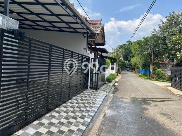 Hunian Elit LB 130m2 Siap Huni Desain Elegan di Bintaro, Tangerang Selatan Hunian Elit LB 130m2 Siap Huni Desain Elegan di Bintaro, Tangerang Selatan