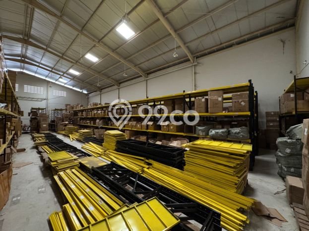 Gudang Lokasi Premium di Cipondoh, Luas 800m2m², Pusat Bisnis Gudang Lokasi Premium di Cipondoh, Luas 800m2m², Pusat Bisnis