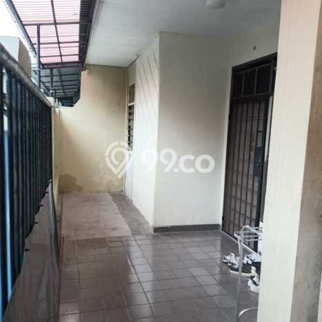 Rumah Modern 4 KT LT 114m2 di Taman Kopo Indah Rumah Modern 4 KT LT 114m2 di Taman Kopo Indah