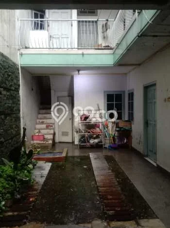 Lokasi strategis! Rumah siap pakai dikontrakkan di Batununggal LB 317m2 Lokasi strategis! Rumah siap pakai dikontrakkan di Batununggal LB 317m2