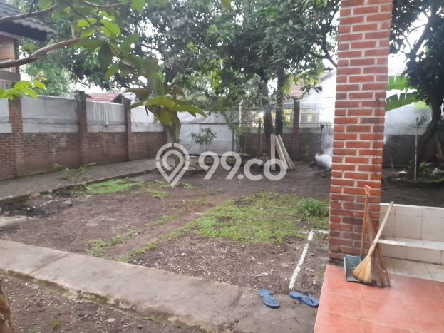Rumah di Taman Kopo Indah, Akses ke Tol, 3 KT, LT 350m2m² Bangunan 150m2m² Rumah di Taman Kopo Indah, Akses ke Tol, 3 KT, LT 350m2m² Bangunan 150m2m²