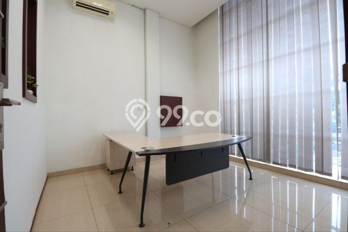 Untuk Disewa Kantor di BKR Bandung LT 320m2, LB 370m2 Untuk Disewa Kantor di BKR Bandung LT 320m2, LB 370m2