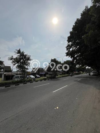 Disewakan Ruko di Kawasan Ramai BKR Luas 750m2 Disewakan Ruko di Kawasan Ramai BKR Luas 750m2