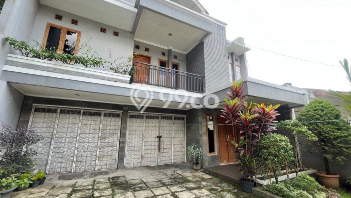Rumah Asri di Cimahi Utara, Cimahi, LT 277m2m² Bangunan 253m2m² Rumah Asri di Cimahi Utara, Cimahi, LT 277m2m² Bangunan 253m2m²