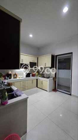 Kesempatan Memiliki Rumah LT 538m2m² di Lokasi Strategis, Bandung Kesempatan Memiliki Rumah LT 538m2m² di Lokasi Strategis, Bandung
