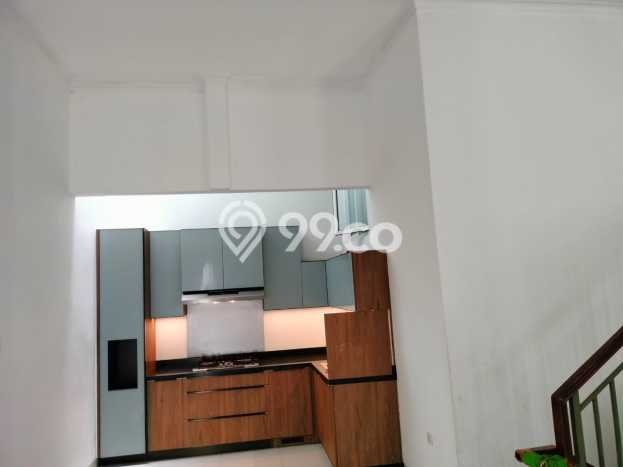Dijual Rumah 4 Kamar Lokasi Strategis Bagus dan Strategis di Kelapa Dua Dijual Rumah 4 Kamar Lokasi Strategis Bagus dan Strategis di Kelapa Dua