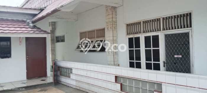 Hunian Elit LB 1000m2 Siap Huni Desain Elegan di Petukangan, Jakarta Selatan Hunian Elit LB 1000m2 Siap Huni Desain Elegan di Petukangan, Jakarta Selatan