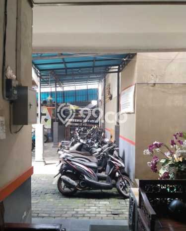 Rumah Kost untuk Dijual di Tembalang dengan 31 KT, 31 KM, Luas 690m2 Rumah Kost untuk Dijual di Tembalang dengan 31 KT, 31 KM, Luas 690m2
