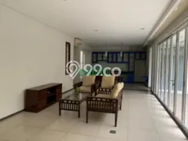 Hunian Modern Dikontrakkan 5 Kamar di Kebayoran Baru Bisa Nego Hunian Modern Dikontrakkan 5 Kamar di Kebayoran Baru Bisa Nego