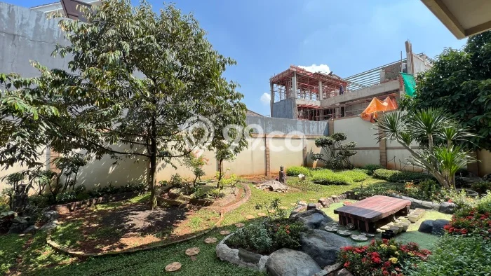 For Sale! Premium House LT 900m2 Desain Elegan di Grand Wisata For Sale! Premium House LT 900m2 Desain Elegan di Grand Wisata