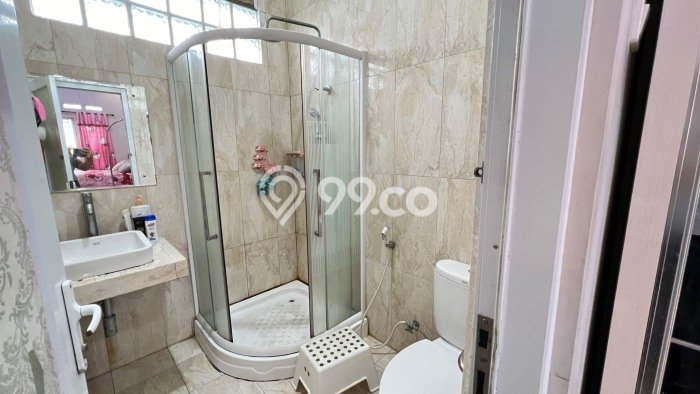 Dijual Rumah 5 Kamar Lokasi Ideal Nyaman dan Strategis di Bekasi Timur Dijual Rumah 5 Kamar Lokasi Ideal Nyaman dan Strategis di Bekasi Timur