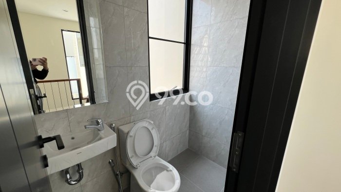 Jual Rumah Luas Elegan Dengan View Eksklusif di Summarecon Bogor, Bogor Jual Rumah Luas Elegan Dengan View Eksklusif di Summarecon Bogor, Bogor