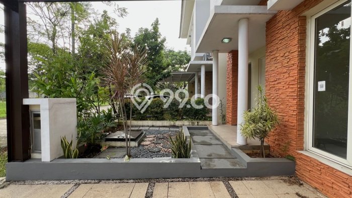 Rumah Elit Modern Tanpa Renovasi di Harapan Indah Bekasi Rumah Elit Modern Tanpa Renovasi di Harapan Indah Bekasi