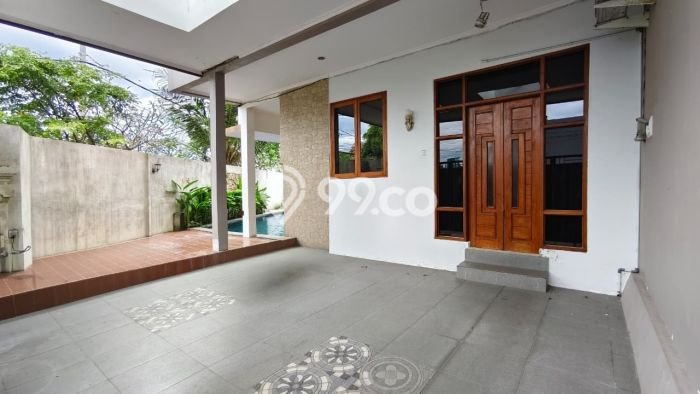 Vila Strategis Kawasan , Luas 185m2m², Lingkungan Tenang dan aman Vila Strategis Kawasan , Luas 185m2m², Lingkungan Tenang dan aman