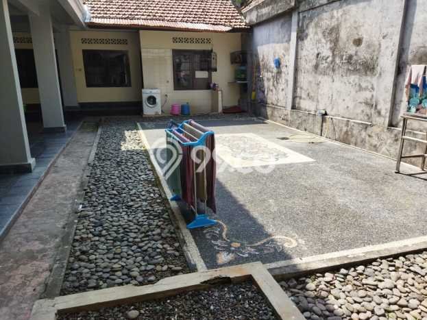 PENAWARAN EKSKLUSIF! Rumah di Denpasar Utara, 6 KT, Lingkungan Elite, LT 500m² LB 600m² PENAWARAN EKSKLUSIF! Rumah di Denpasar Utara, 6 KT, Lingkungan Elite, LT 500m² LB 600m²