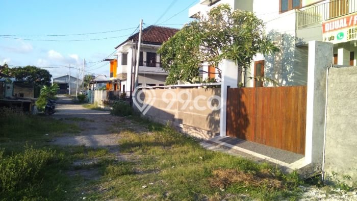 Rumah kawasan Denpasar Selatan, Denpasar, LT 101m² LB 104m² Rumah kawasan Denpasar Selatan, Denpasar, LT 101m² LB 104m²