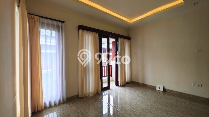 PILIHAN TEPAT! Rumah kawasan Renon, 4 KM, Dekat Mall, LT 110m² Bangunan 100m² PILIHAN TEPAT! Rumah kawasan Renon, 4 KM, Dekat Mall, LT 110m² Bangunan 100m²