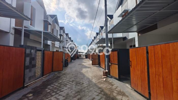 UNIT TERBATAS! Rumah di Seminyak, 3 KT, Luas 52m² Bangunan 80m² UNIT TERBATAS! Rumah di Seminyak, 3 KT, Luas 52m² Bangunan 80m²