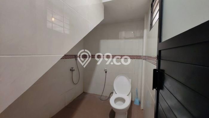 Lokasi strategis! Rumah siap huni disewakan di Denpasar Selatan LB 100m2 Lokasi strategis! Rumah siap huni disewakan di Denpasar Selatan LB 100m2