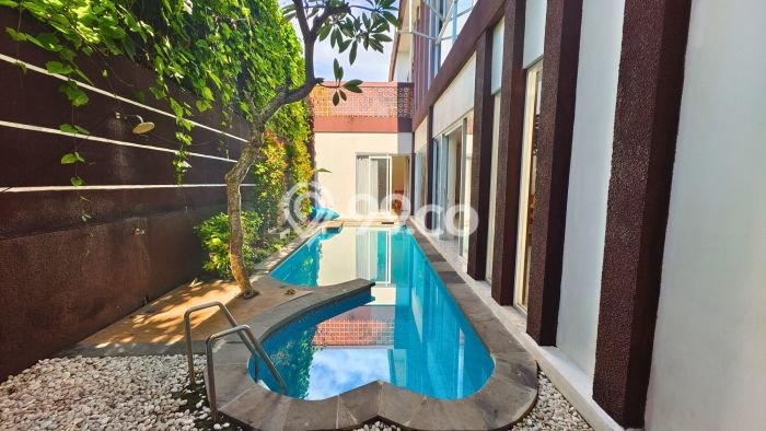 BEST DEAL! Rumah area Sanur, 3 KT, Akses Mudah Pusat Kota, Luas 275m² LB 300m² BEST DEAL! Rumah area Sanur, 3 KT, Akses Mudah Pusat Kota, Luas 275m² LB 300m²