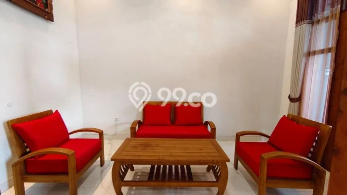 Vila Strategis Kawasan , Luas 185m2m², Lingkungan Tenang dan aman Vila Strategis Kawasan , Luas 185m2m², Lingkungan Tenang dan aman