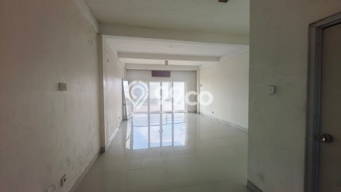 Lokasi Strategis! Dijual Ruko Bisnis di Kuta, Badung Kondisi Baik Lokasi Strategis! Dijual Ruko Bisnis di Kuta, Badung Kondisi Baik