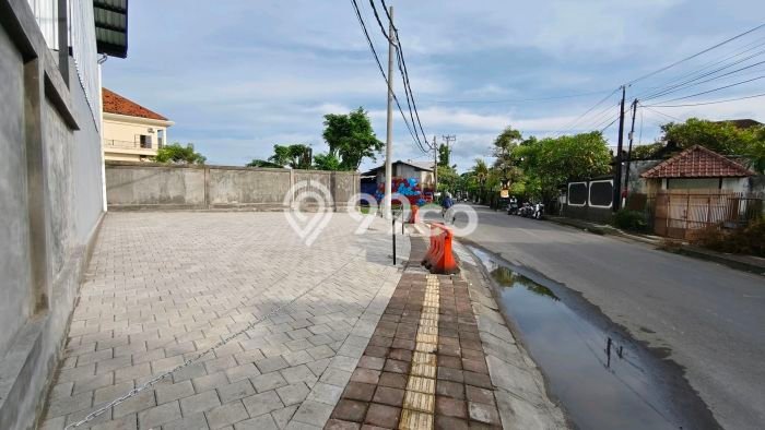 Area Strategis! Disewakan Gudang Lokasi Denpasar Selatan, Denpasar Cocok untuk Bisnis Area Strategis! Disewakan Gudang Lokasi Denpasar Selatan, Denpasar Cocok untuk Bisnis