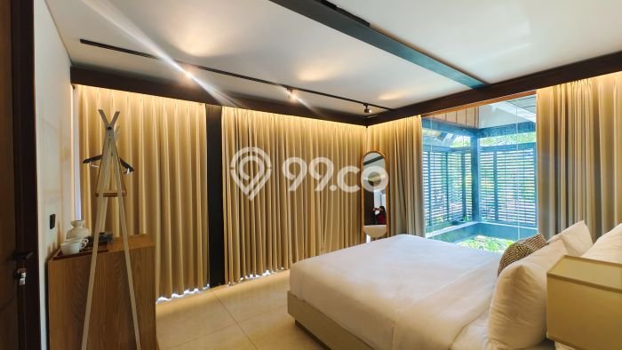 FOR SALE! Vila di , Luas 343m2m², Akses Mudah Pusat Kota FOR SALE! Vila di , Luas 343m2m², Akses Mudah Pusat Kota