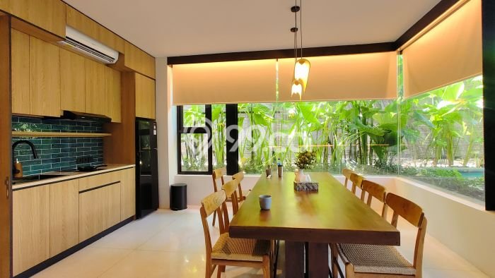 FOR SALE! Vila di , Luas 343m2m², Akses Mudah Pusat Kota FOR SALE! Vila di , Luas 343m2m², Akses Mudah Pusat Kota