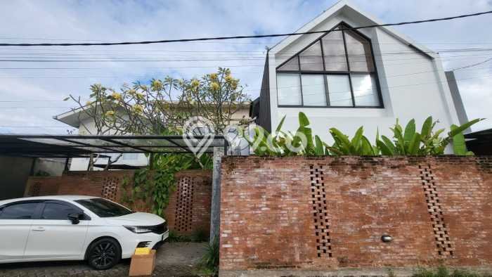 Rumah kawasan , Badung, Luas 258m2m² LB 203m2m² Rumah kawasan , Badung, Luas 258m2m² LB 203m2m²