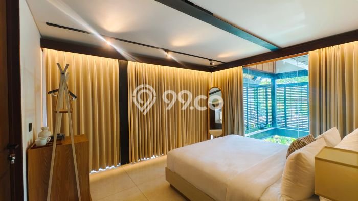 FOR SALE! Vila di , Luas 343m2m², Akses Mudah Pusat Kota FOR SALE! Vila di , Luas 343m2m², Akses Mudah Pusat Kota