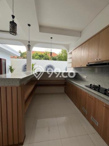 Vila Ready Kawasan Seminyak, Luas 0m², Akses ke Pusat Kota Vila Ready Kawasan Seminyak, Luas 0m², Akses ke Pusat Kota