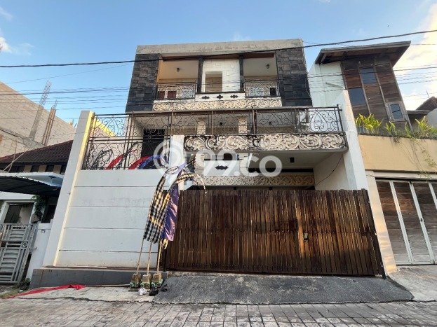 Rumah Eksklusif Dijual LT 113m2 di Denpasar Barat, Denpasar Rumah Eksklusif Dijual LT 113m2 di Denpasar Barat, Denpasar