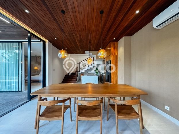 DIJUAL! Vila di , Luas 200m2m², Posisi Strategis DIJUAL! Vila di , Luas 200m2m², Posisi Strategis