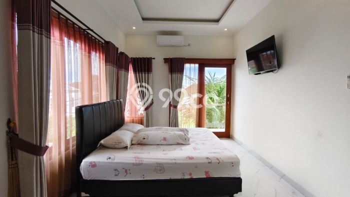 Vila Strategis Kawasan , Luas 185m2m², Lingkungan Tenang dan aman Vila Strategis Kawasan , Luas 185m2m², Lingkungan Tenang dan aman